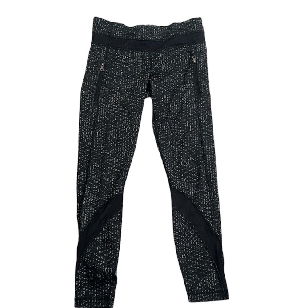 Lululemon black and gray leggings size 6